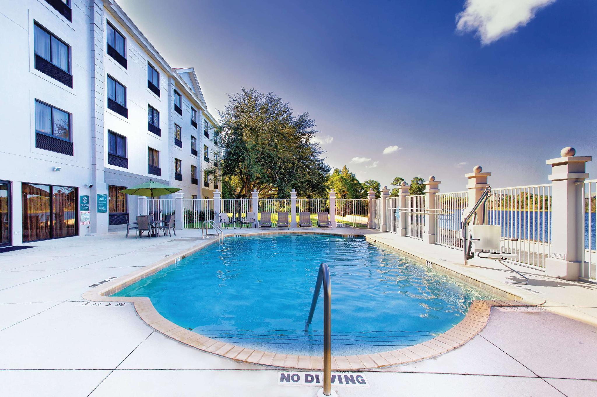 Hotel La Quinta By Wyndham Bonita Springs Naples North Exterior foto