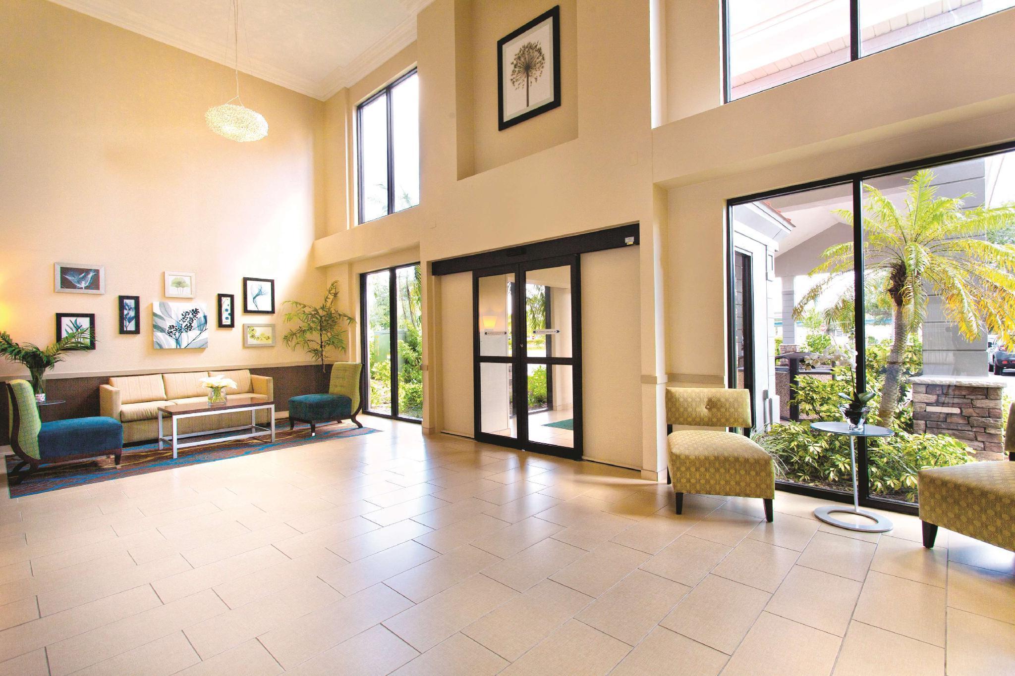 Hotel La Quinta By Wyndham Bonita Springs Naples North Exterior foto