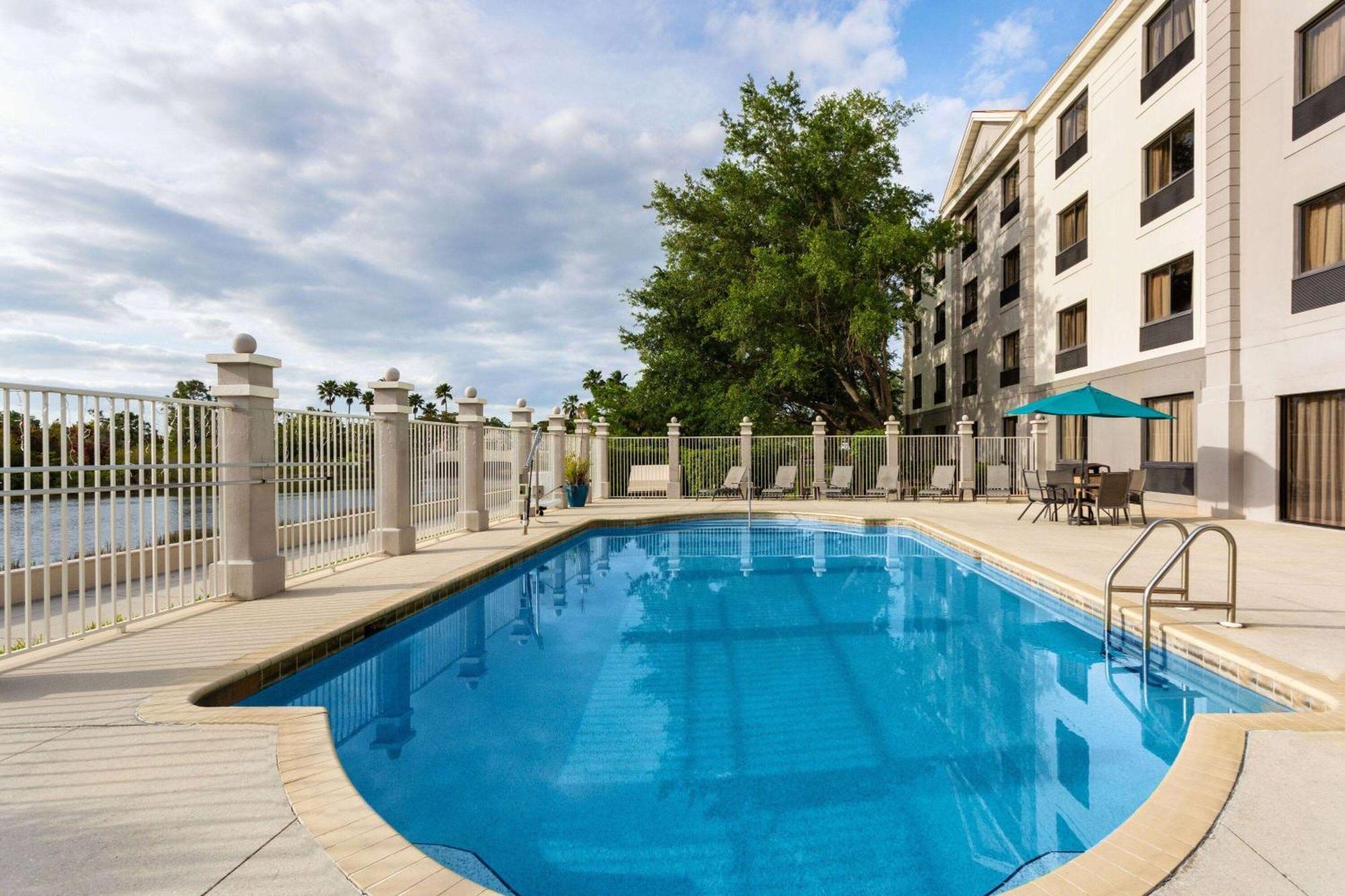 Hotel La Quinta By Wyndham Bonita Springs Naples North Exterior foto