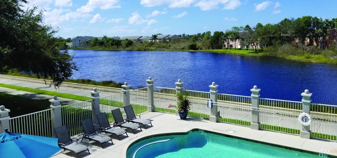 Hotel La Quinta By Wyndham Bonita Springs Naples North Exterior foto